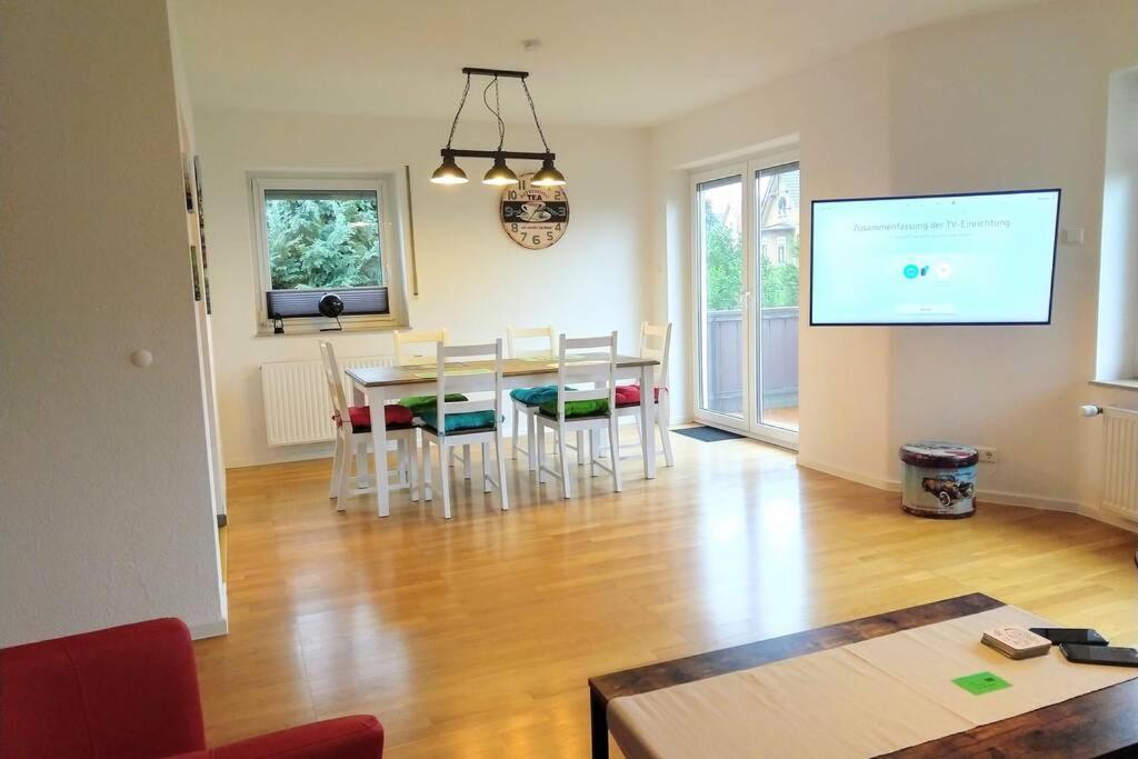 Exklusive Ferienwohnung In Einbeck, 3 Schlafzimmer Mit Balkon! Luaran gambar